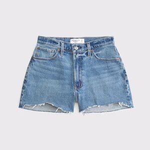 Abercrombie & Fitch Curve Love High Rise 4" Mom Jean Short | 30/10